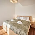 4, Modern Bern, Big Privat Terrace Bern